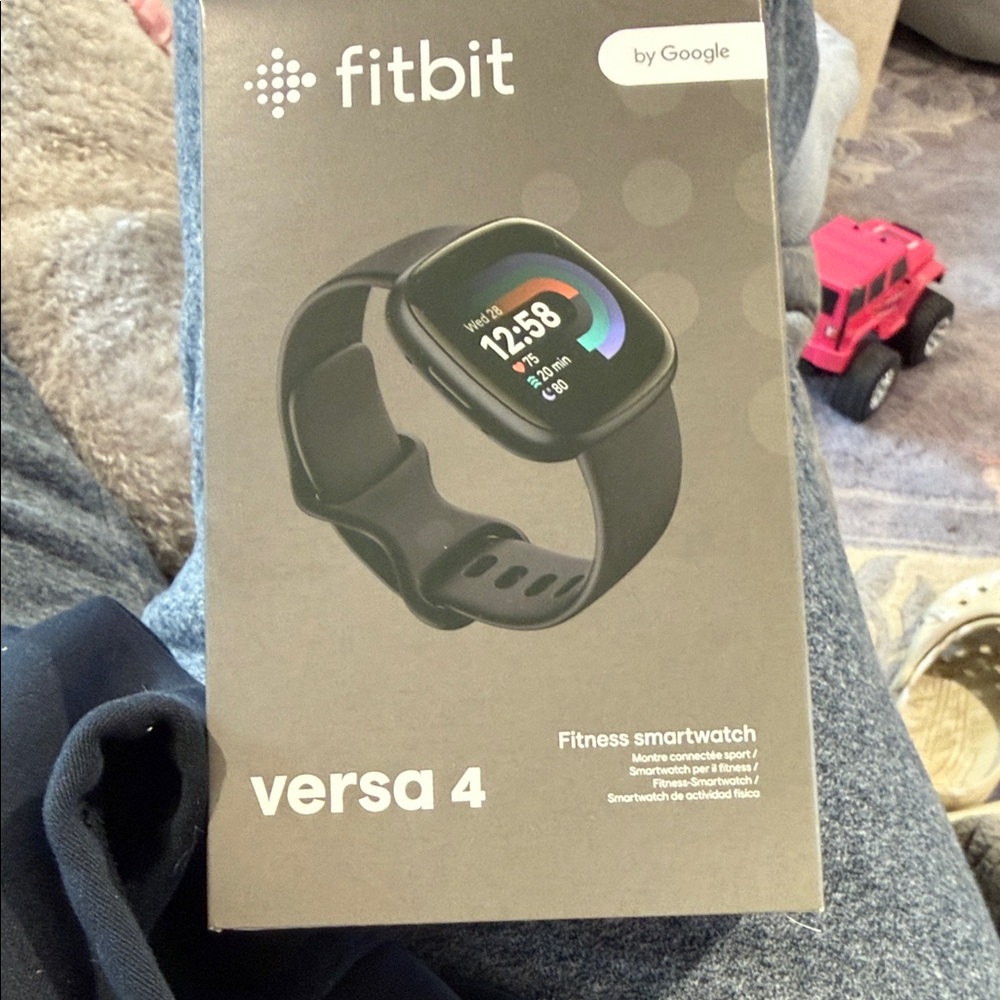 Fitbit Versa 4 Smartwatch - Graphite Aluminum with Black Band